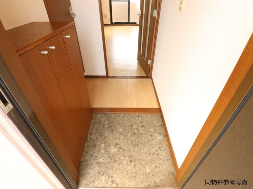 玄関 グレ－スクリア前空