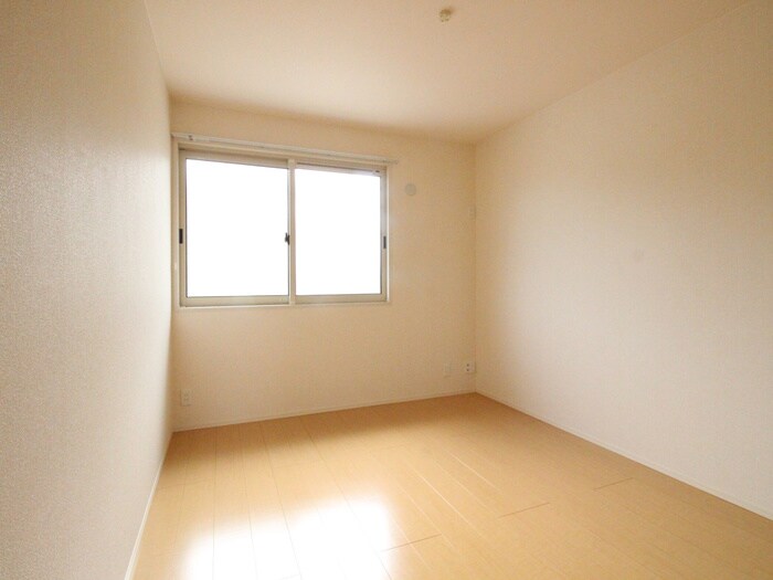 居室 ラクス　ナカヤ