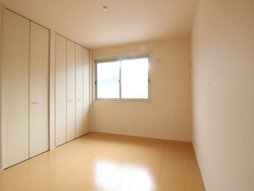 居室 ラクス　ナカヤ