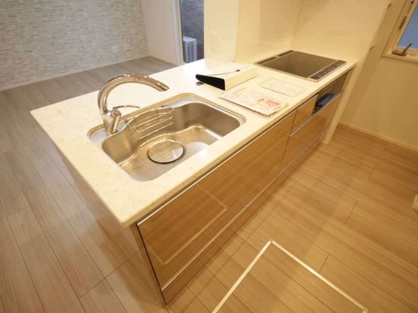 キッチン サリオス庚午北