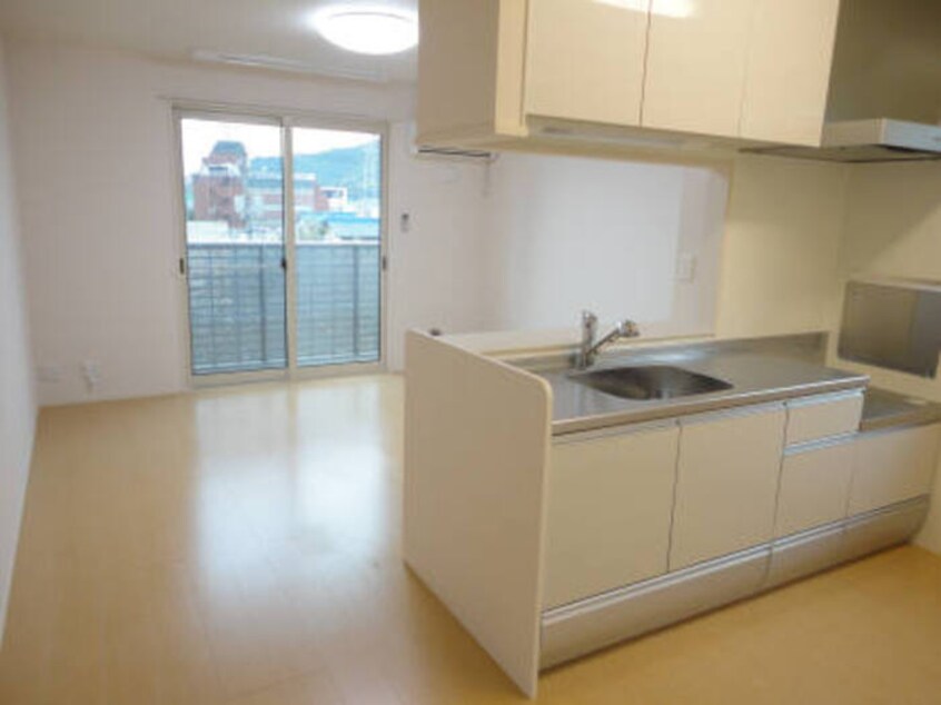 居室 カスタニエ緑井