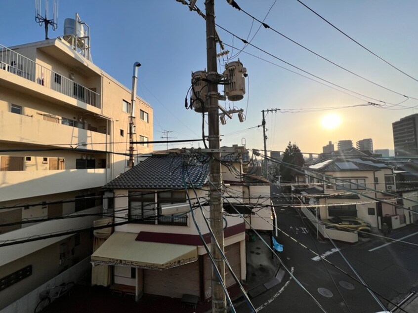 室内からの展望 マンションサカエ