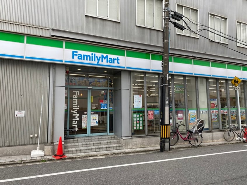 ファミリーマート 小町店(コンビニ)まで320m コートＭ