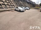 駐車場 ブラティーク8