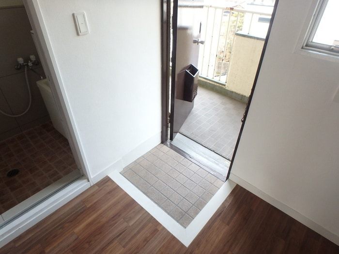 玄関 江島マンション