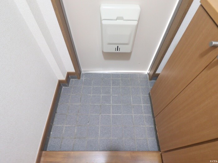 玄関 メゾンアヴニ－ル