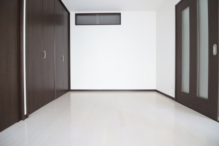 居室 公園通り大須賀