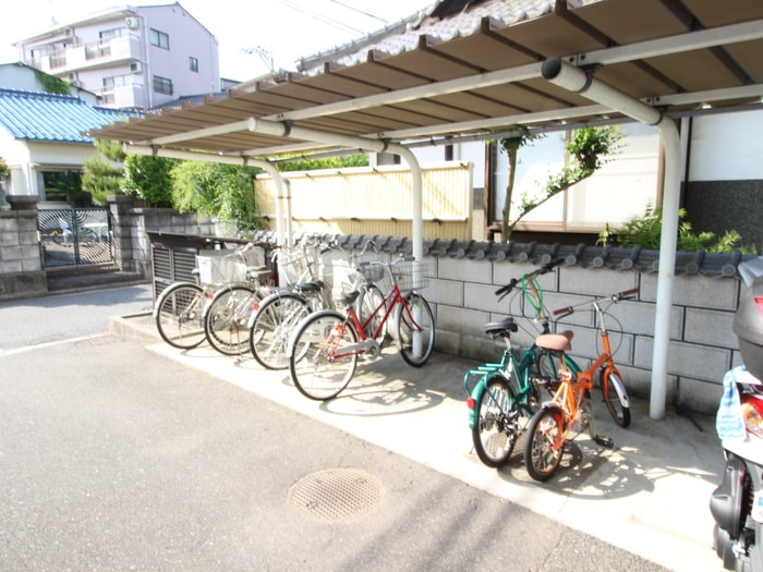 駐輪場 ハイム沖本