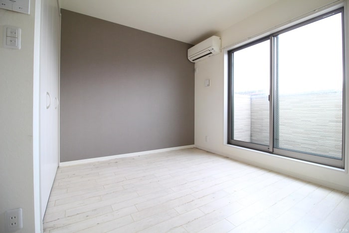 居室 ＲＩＤＥＲＥ船越南