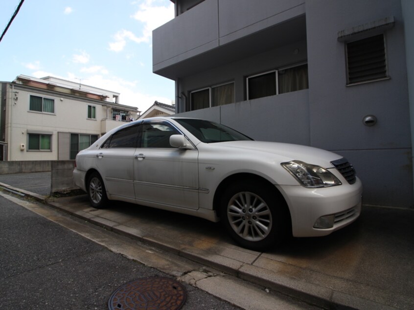 駐車場 アイランドビル６