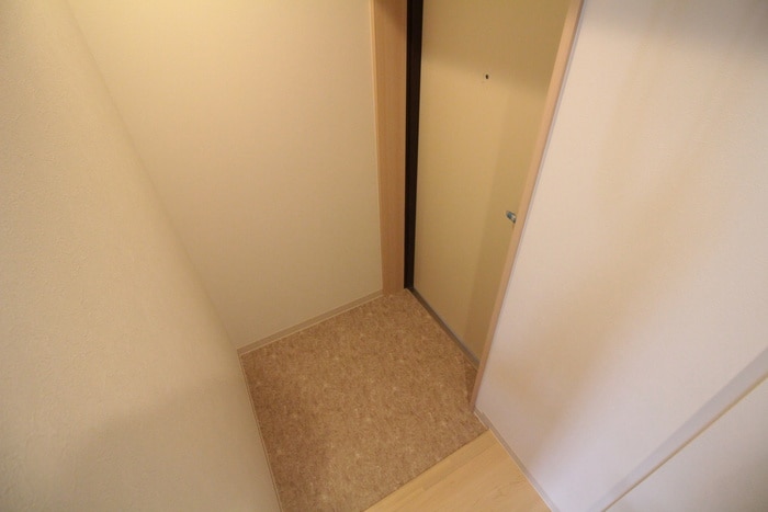 玄関 Felice　Nishikawa