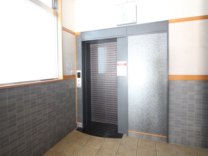 その他 第１６友建ビル