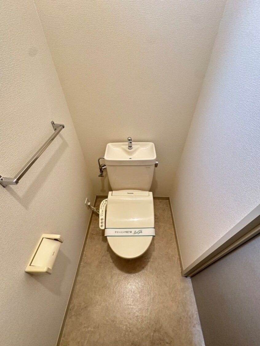 トイレ ハピネスイワタＣ棟