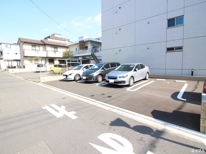 駐車場 ゆずりは