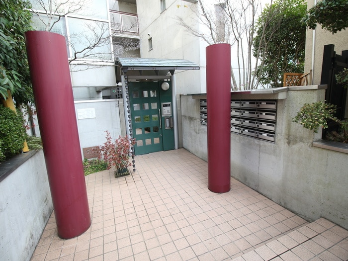 エントランス部分 クリスタルコート