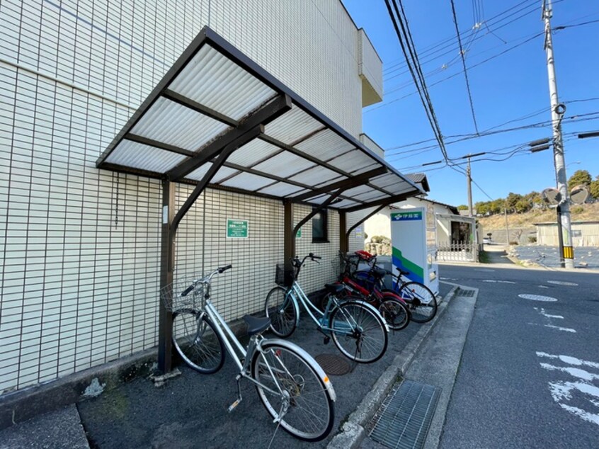 駐輪場 スカイシティ川内