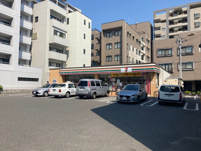 セブンイレブン広島加古町店(コンビニ)まで550m S-RESIDENCE　河原町