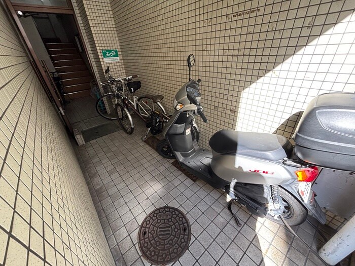 駐輪場 天満ビル