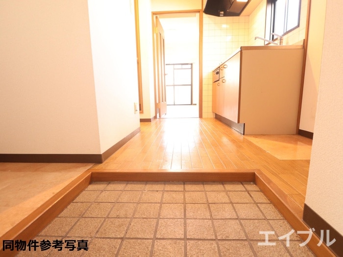 玄関 サンコート矢藤