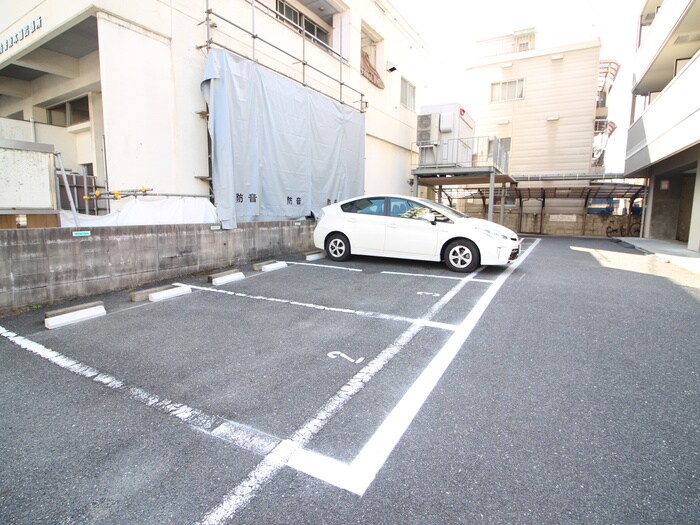 駐車場 セブンセブン東本浦