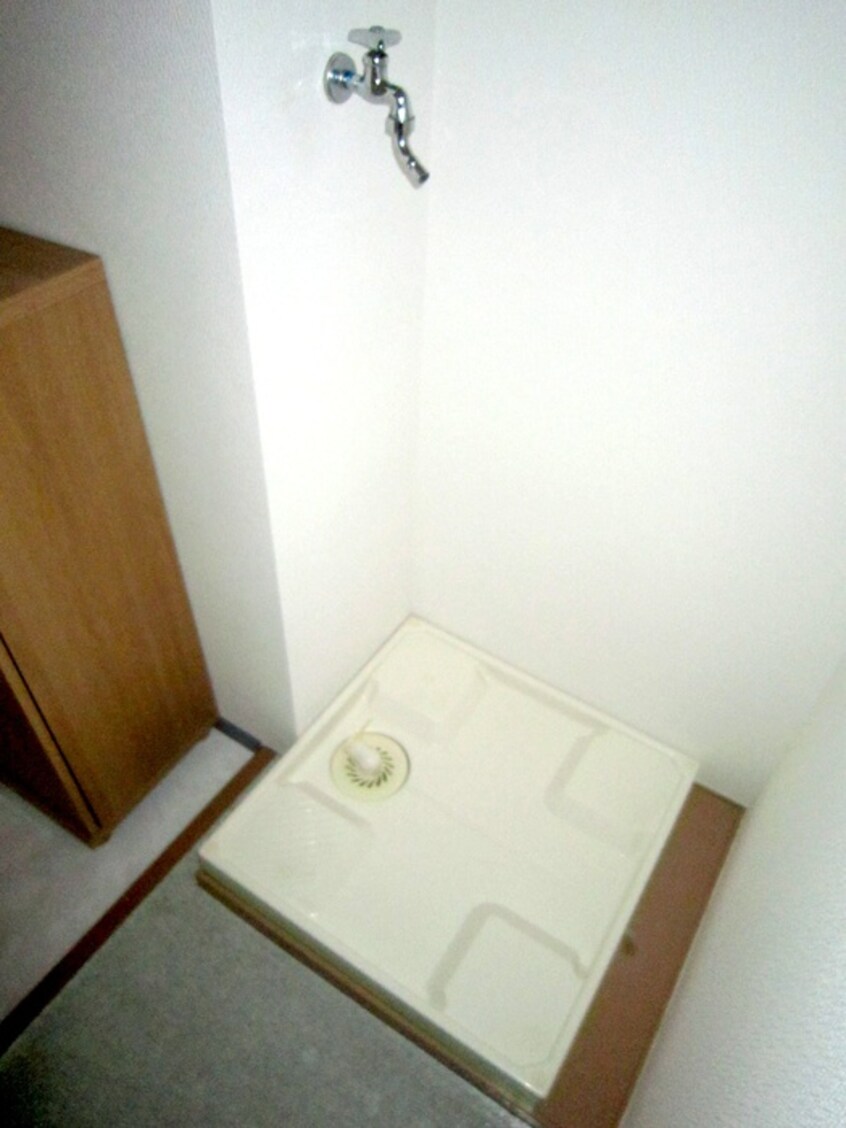 洗濯機置場 セブンセブン東本浦