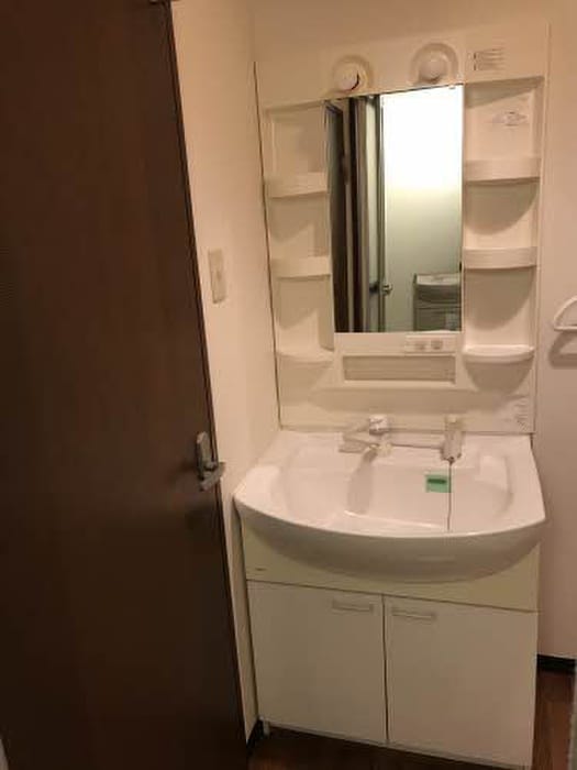 洗面 ジョルニ・フェリーチ