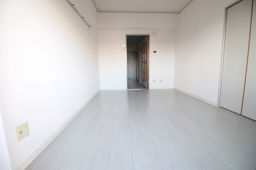 居室 ヴェルマーレ中広