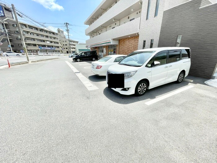 駐車場 あきづ