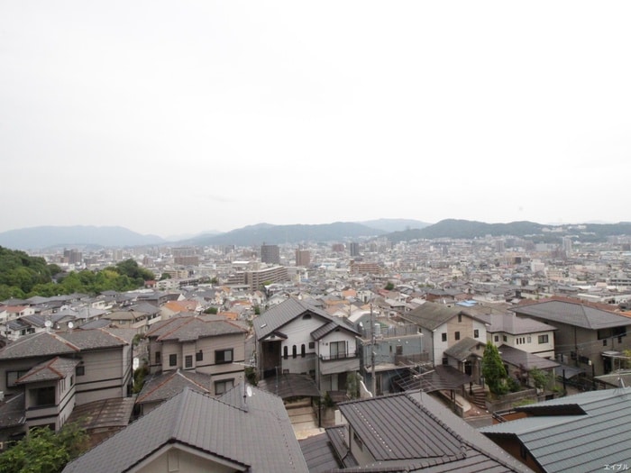 室内からの展望 フローレンス長束ビューステージ