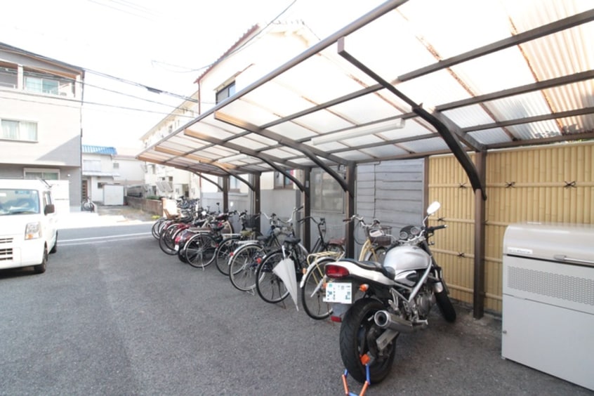 駐輪場 コーポ舟入南
