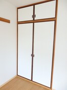 収納 アーバンブルー中西