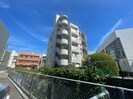 岸保ビルの外観