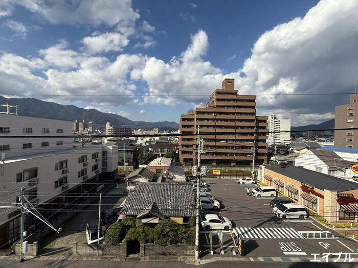 室内からの展望 Pino 楽々園