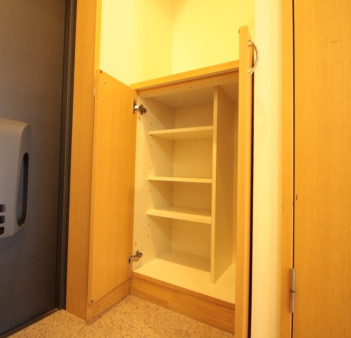 靴箱 ドミトリー庚午弐番館