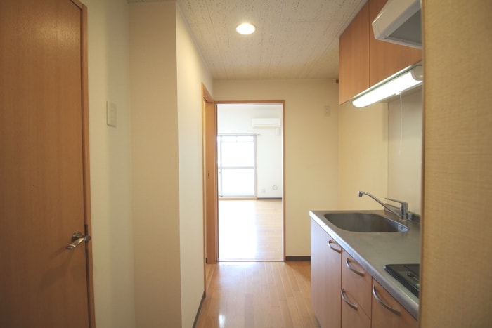 廊下 ドミトリー庚午弐番館