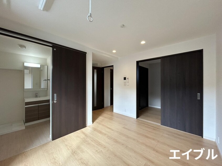 居室 Regalest　Briller