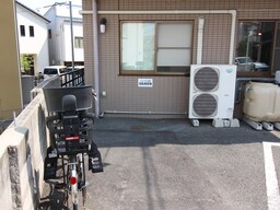 駐輪場