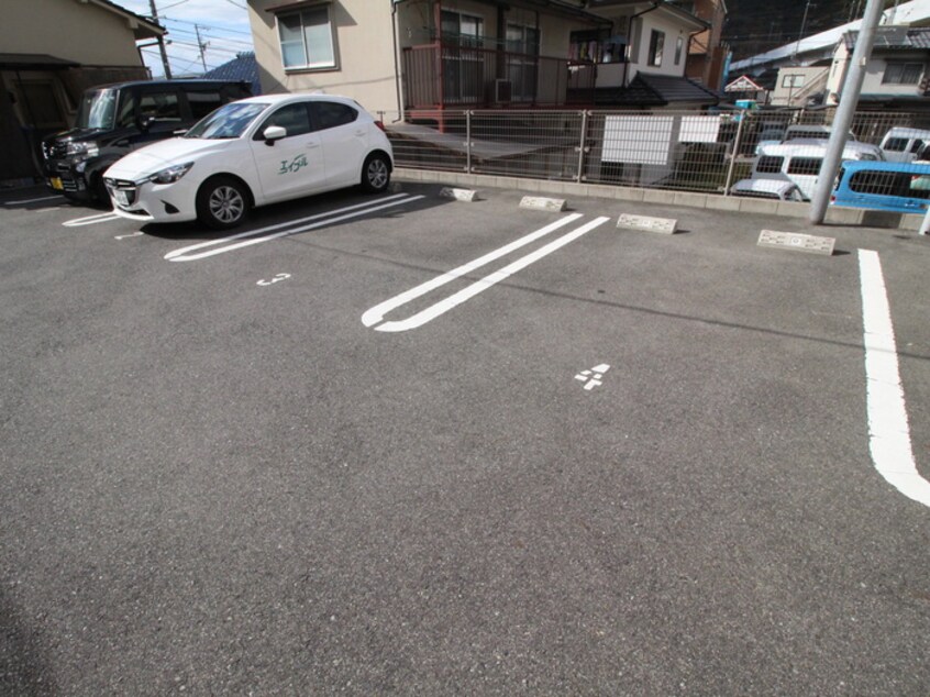 駐車場 ラ・メゾン・アンソレイエ