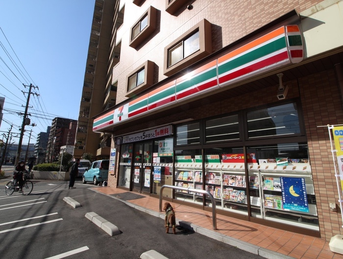 セブンイレブン(コンビニ)まで260m S-RESIDENCE宇品5丁目Ⅰ