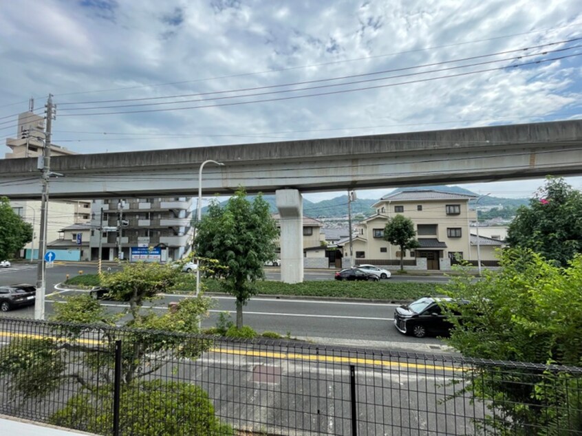 室内からの展望 アルタ・マール