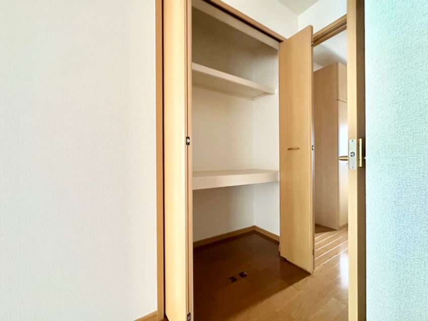 収納 コート　ジヴェルニー