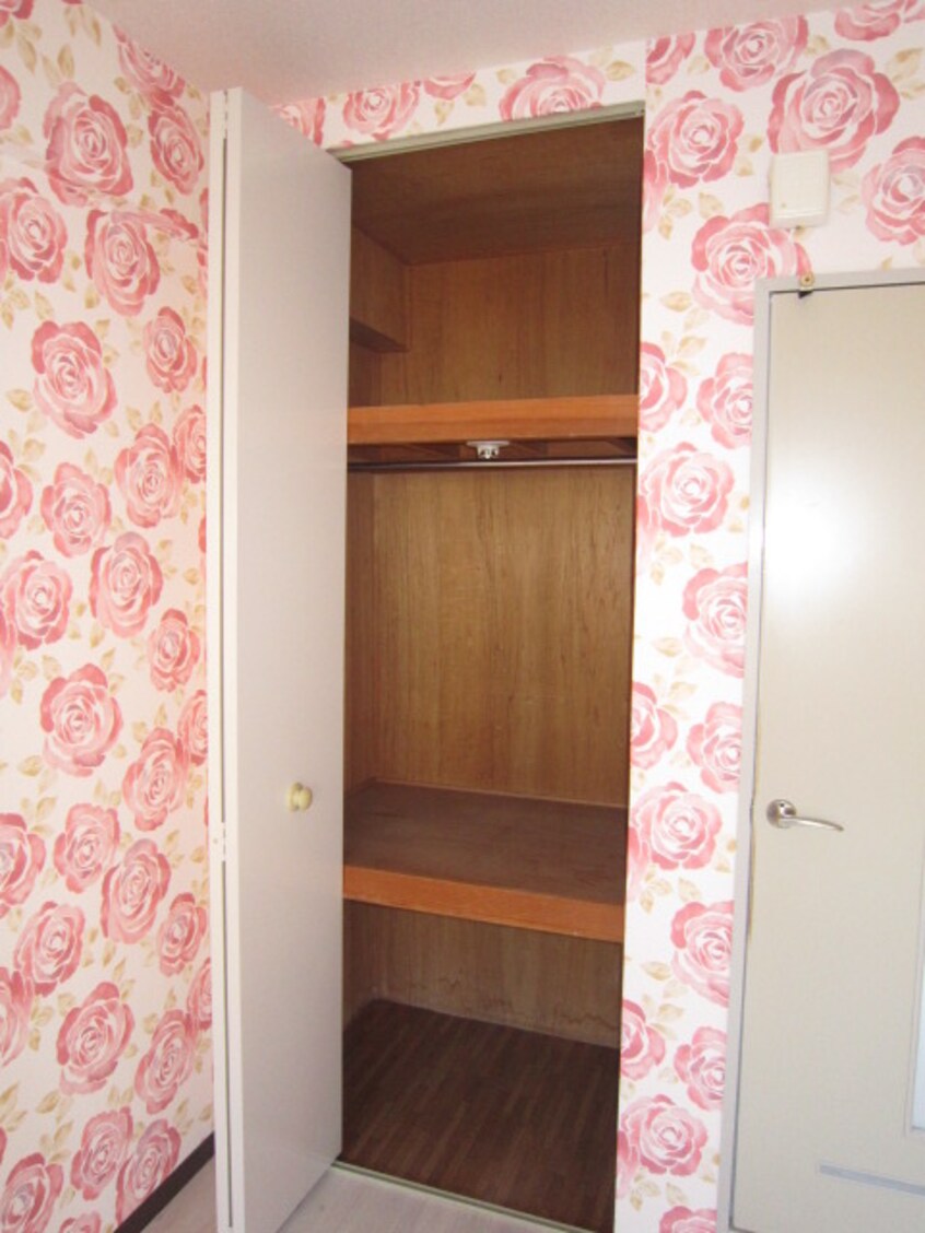 収納 片山ビル１５