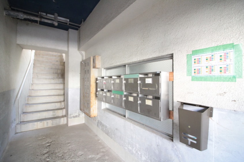 エントランス部分 岩田ビル