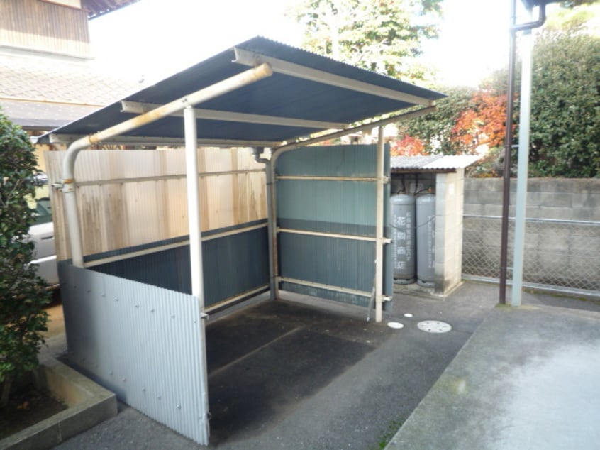 駐輪場 エルディム金山