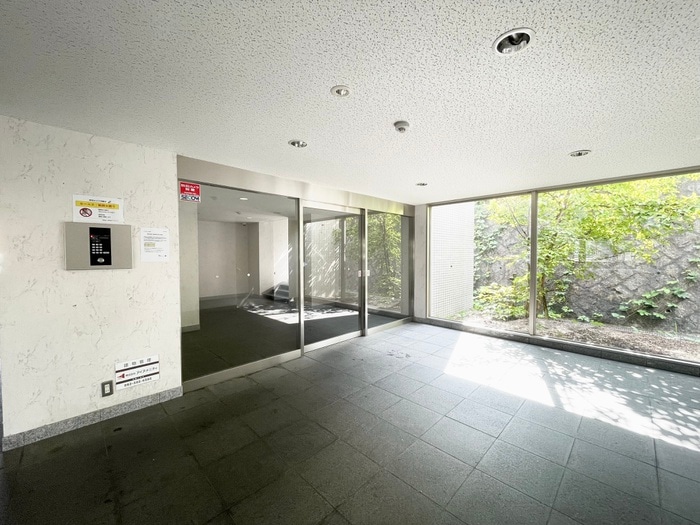 エントランス部分 ＡＸＩＳ大塚西