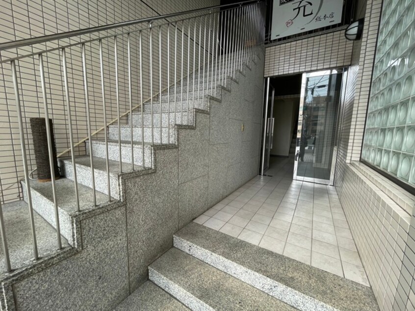 エントランス部分 光ハイツ