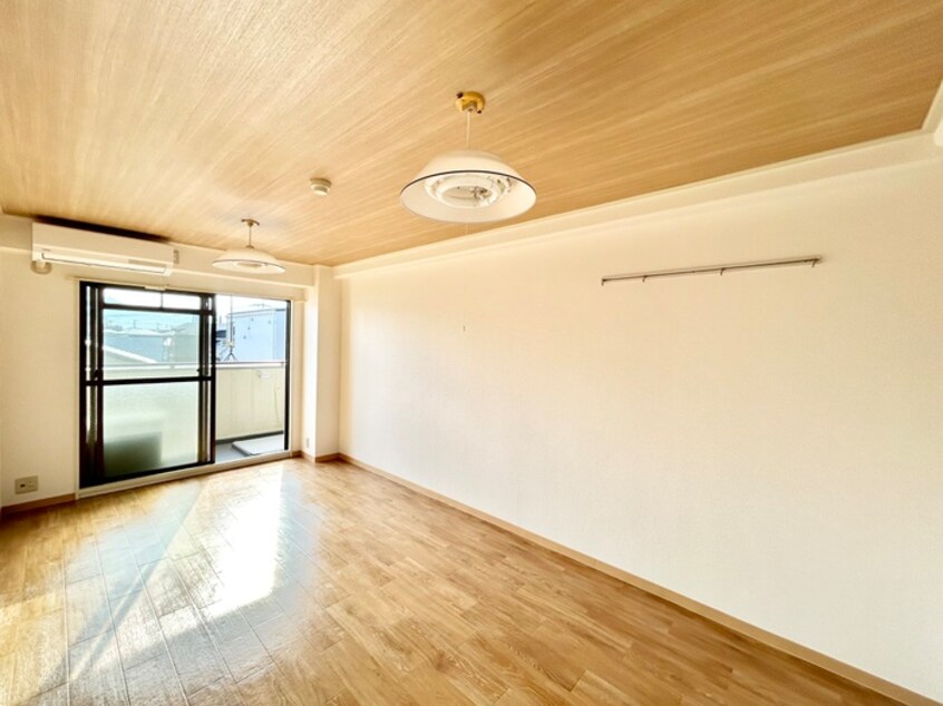 居室 光ハイツ