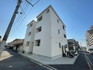 リノリノアパートメント観音新町
