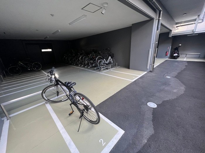 駐輪場 LaSante観音本町