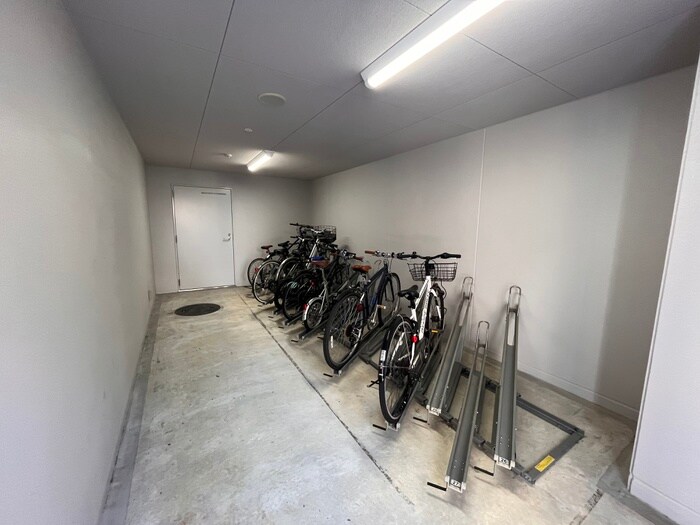 駐輪場 ブランシエスタ河原町